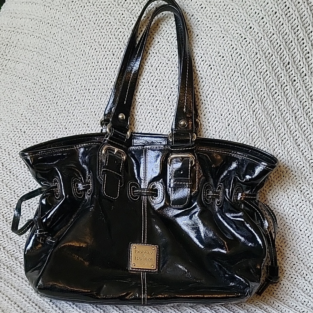 Dooney & Bourke Hand Bag
